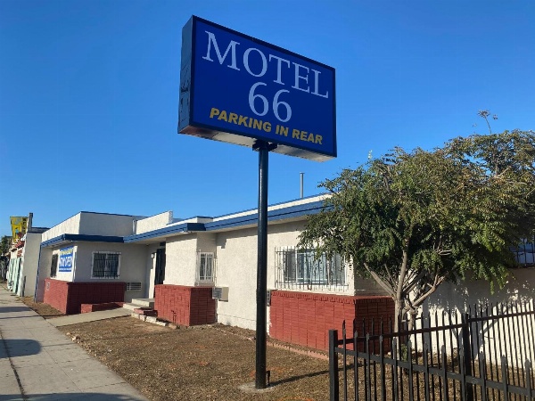 Motel 66 Los Angeles image 4